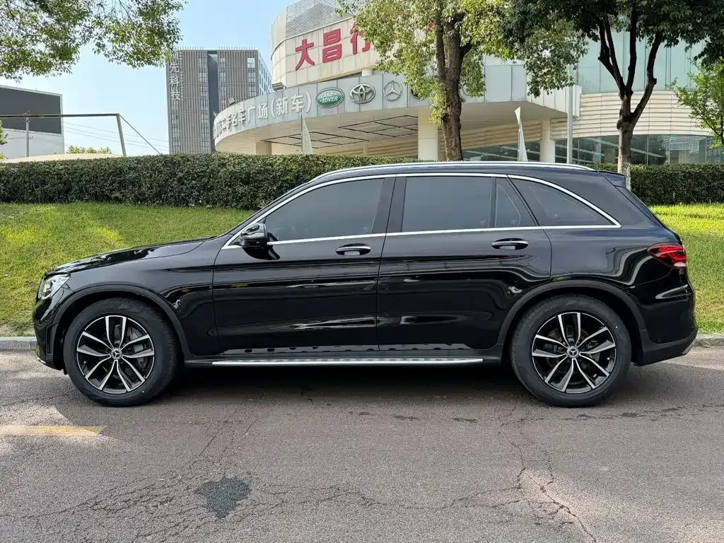 Mercedes-Benz GLC — фото 9