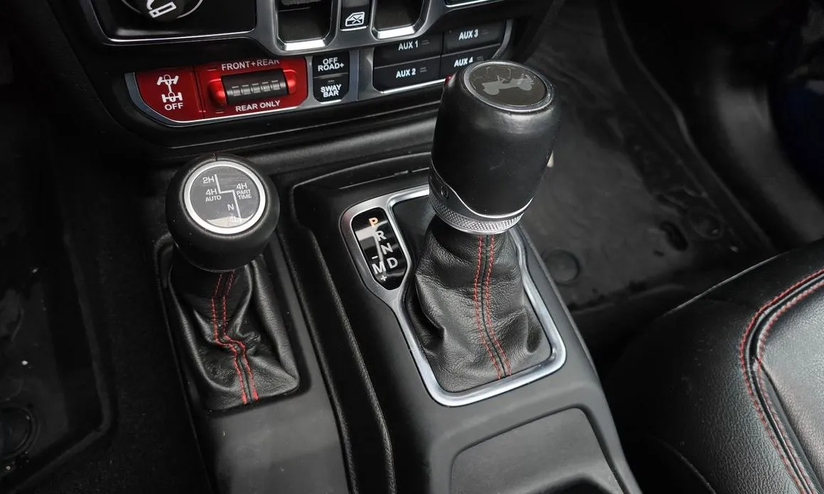 Jeep Wrangler 2021 из KR, фото 4