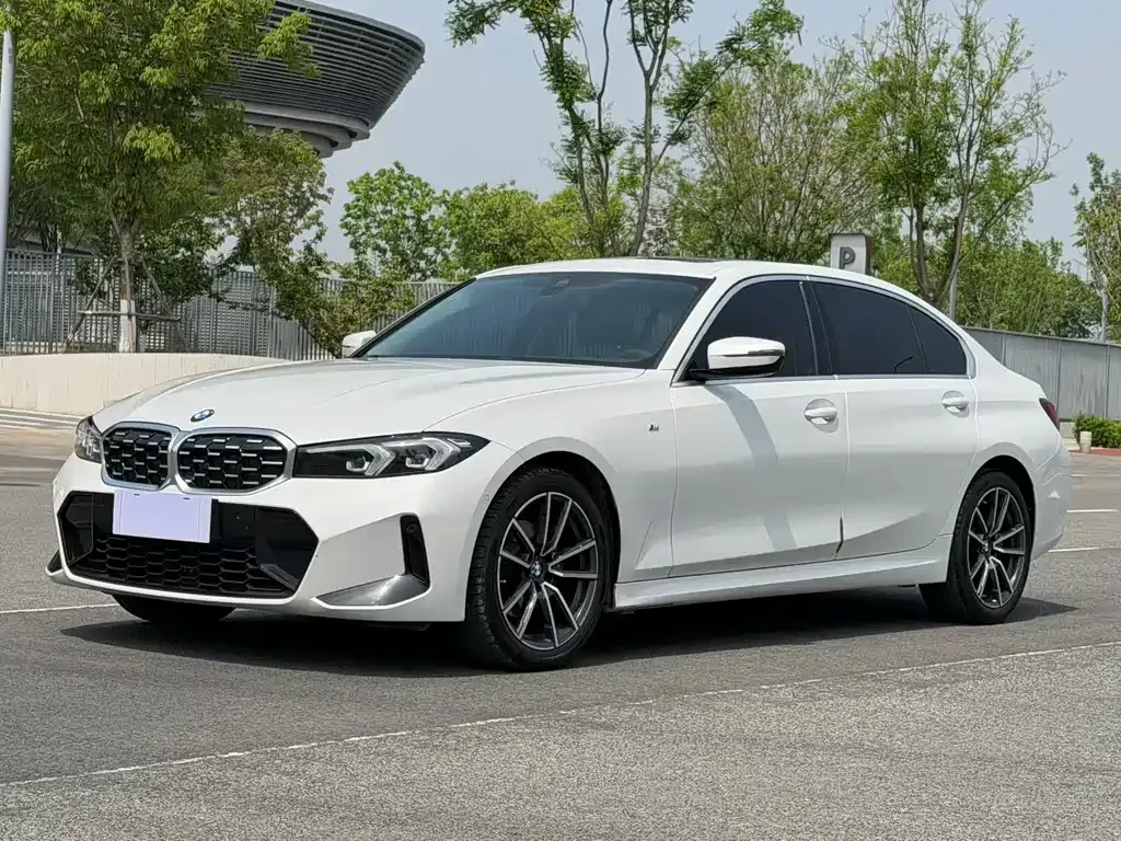 BMW 3 Series — фото 1