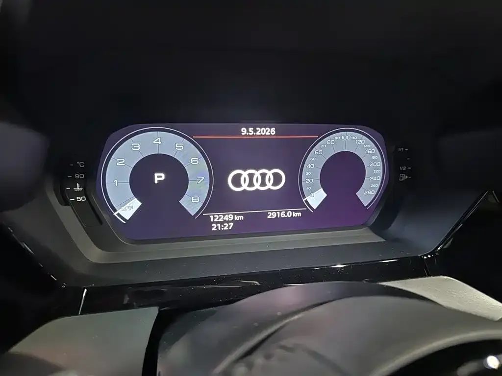 Audi A3 — фото 1