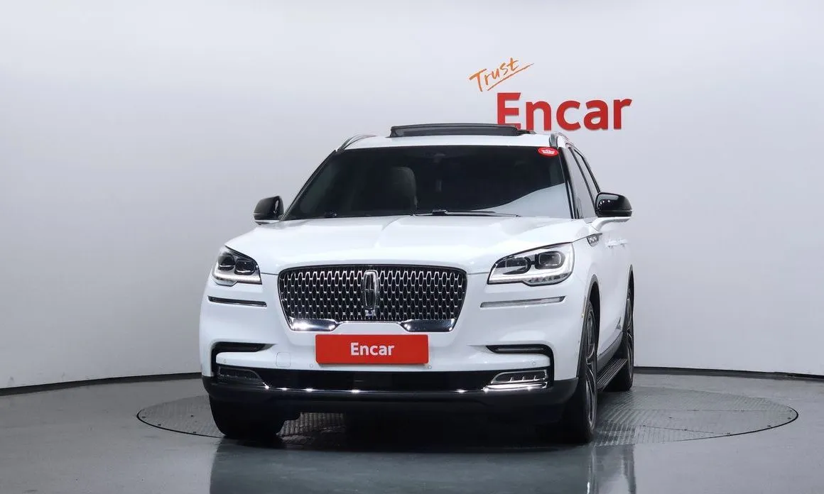 Lincoln Aviator — фото 10