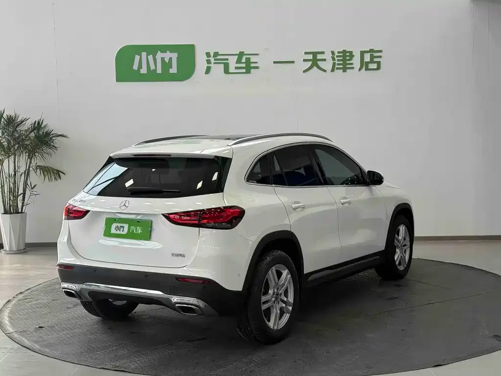 Mercedes-Benz GLA — фото 7