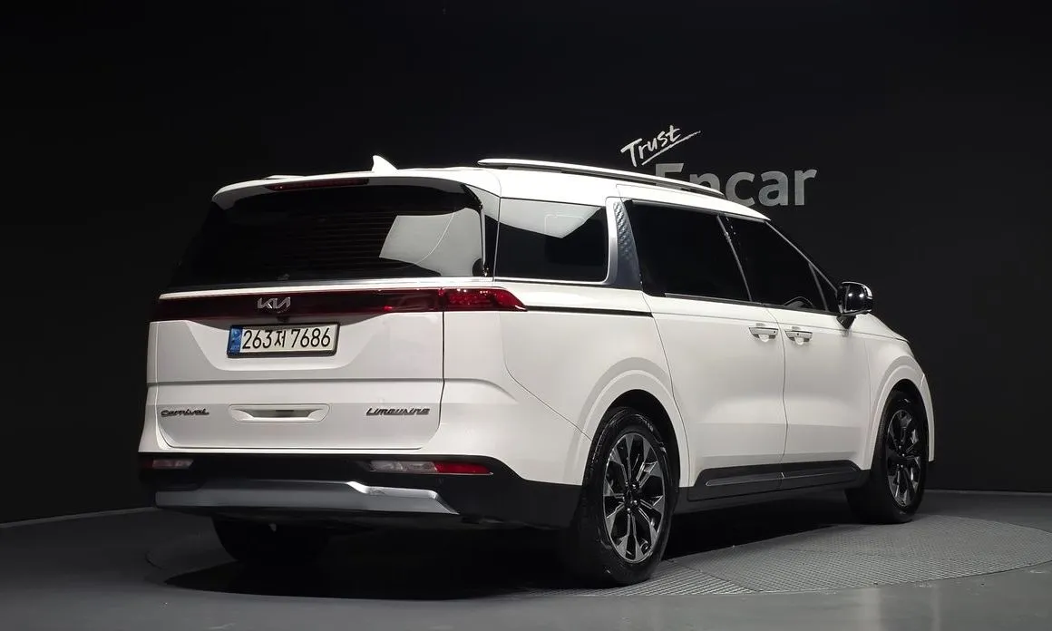 Kia Carnival — фото 2