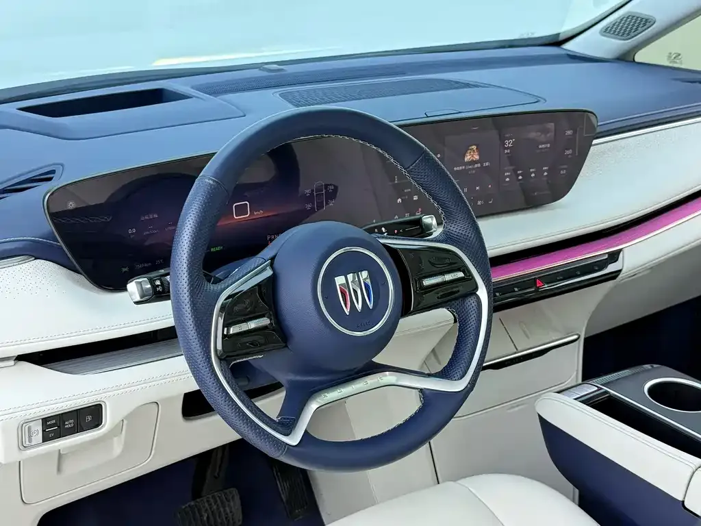 Buick GL8 Hybrid — фото 9