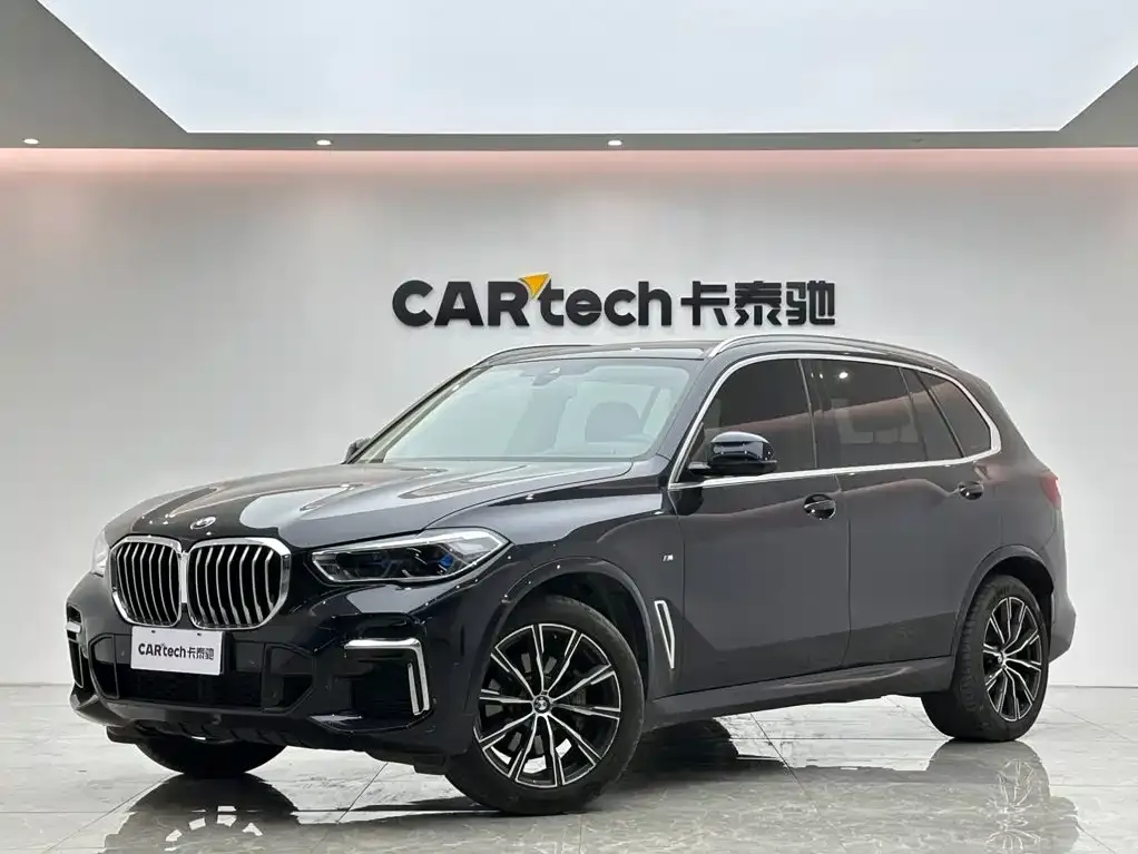 BMW X5 — фото 1