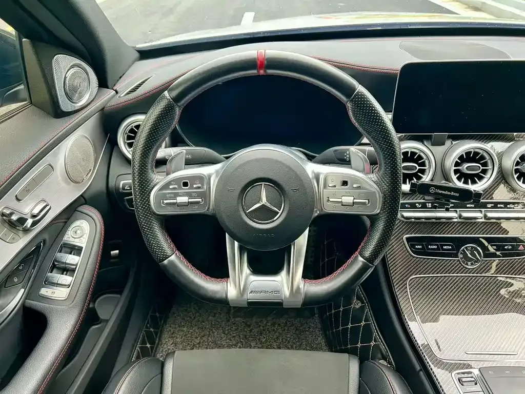 Mercedes-Benz C-Class AMG — фото 4