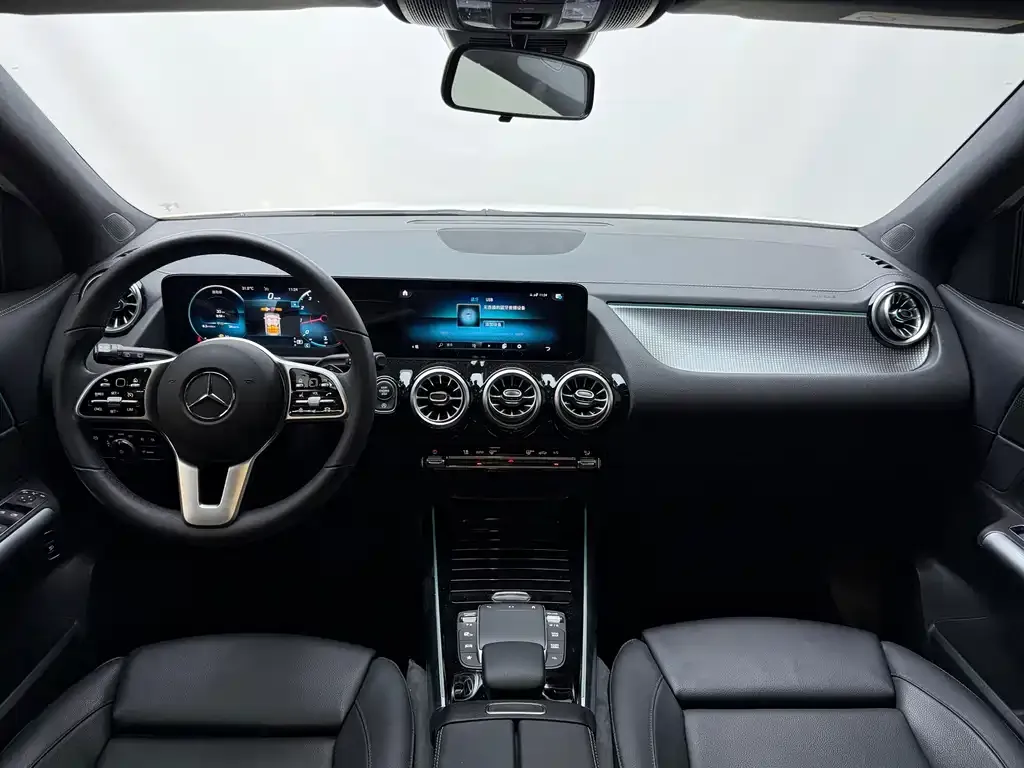 Mercedes-Benz GLA — фото 5