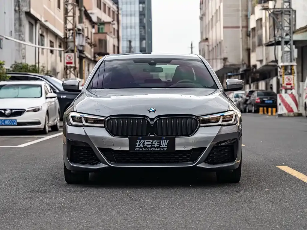 BMW 5 Series (Import) — фото 6