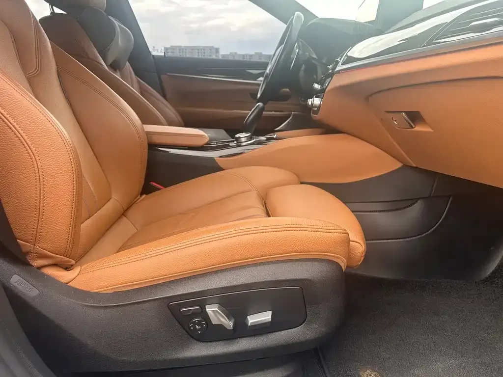 BMW 6 Series GT — фото 2