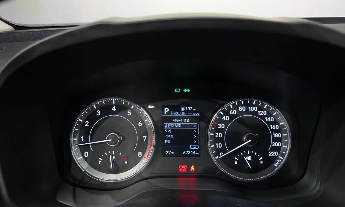 Hyundai Venue 2021 из KR, фото 2