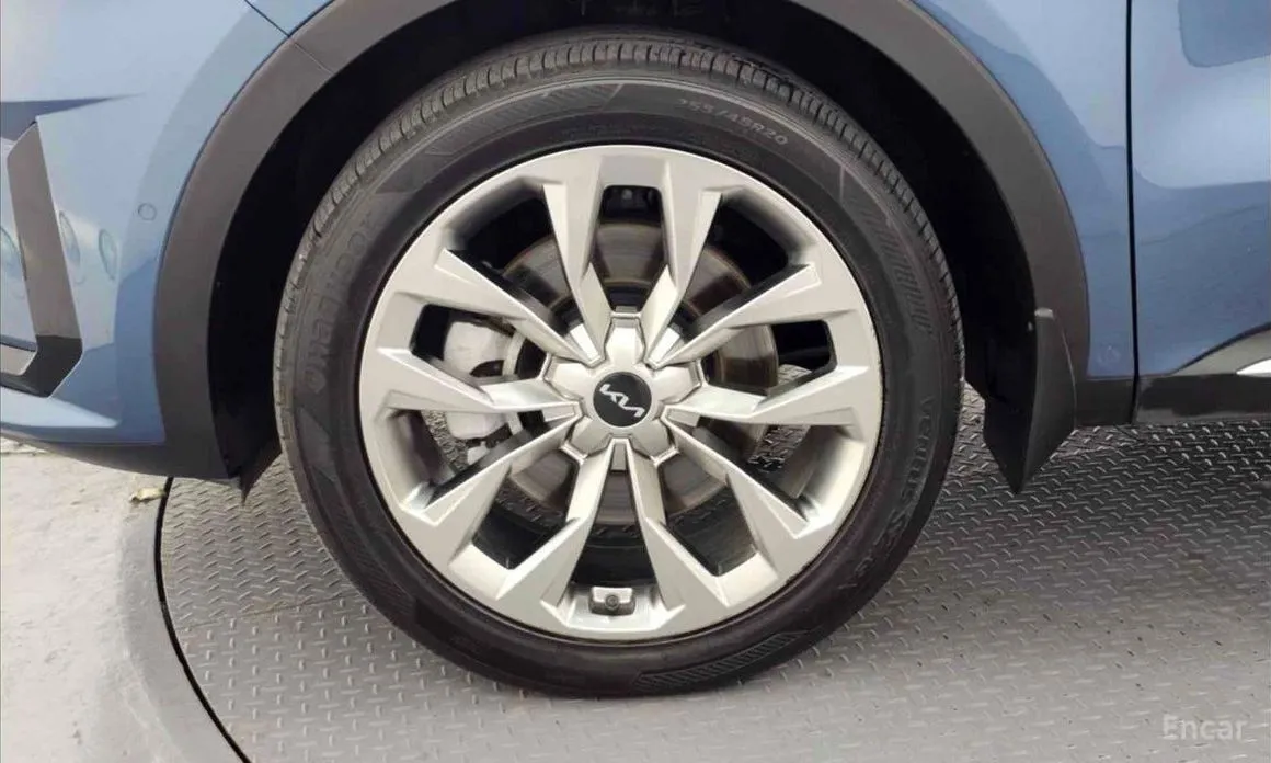 Kia Sorento — фото 7