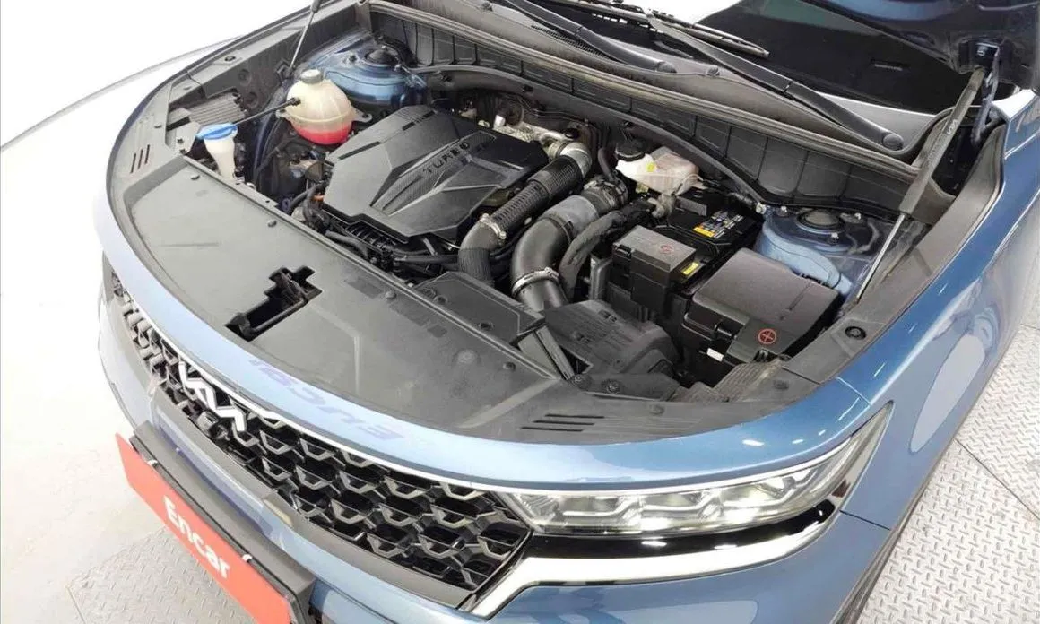 Kia Sorento — фото 9