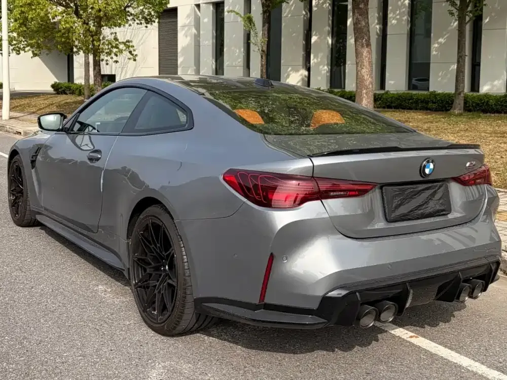 BMW M4 — фото 4