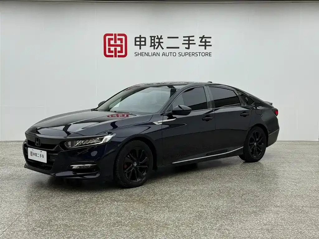 Honda Accord — фото 1