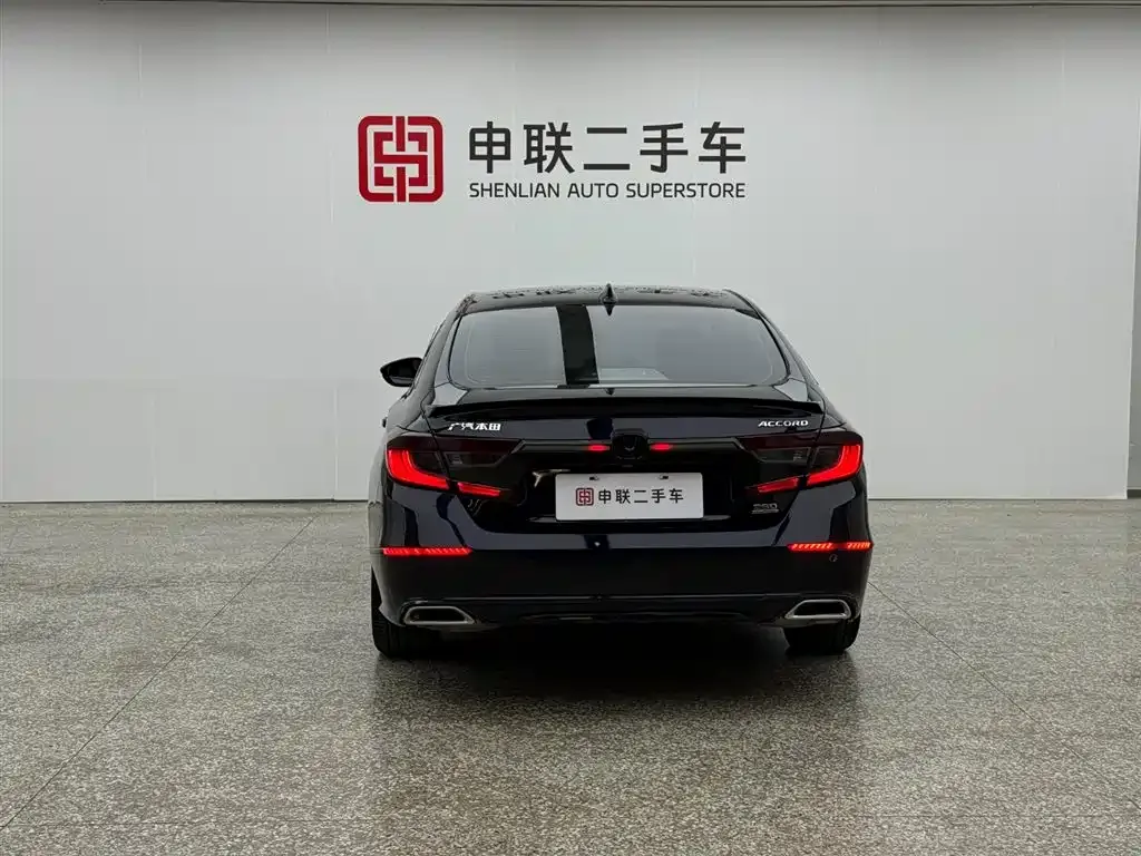 Honda Accord — фото 4