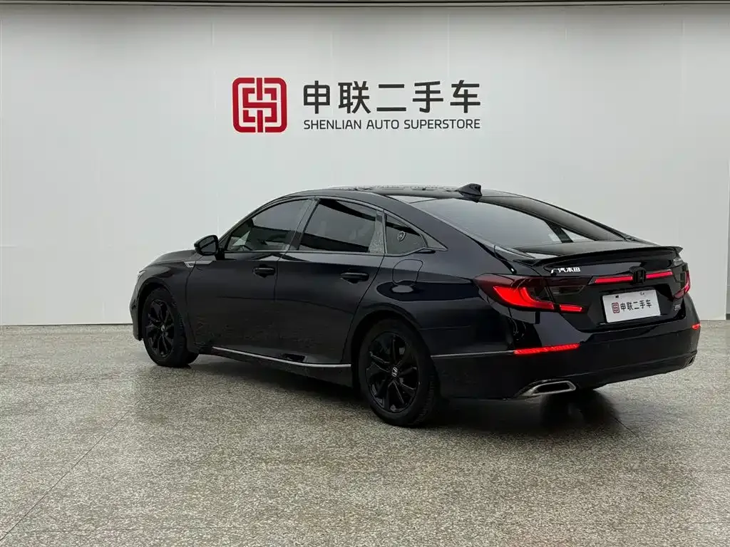 Honda Accord — фото 3