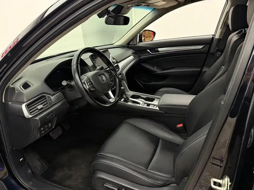 Honda Accord — фото 5