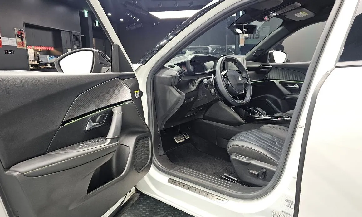 Peugeot 2008 2021 из KR, фото 10
