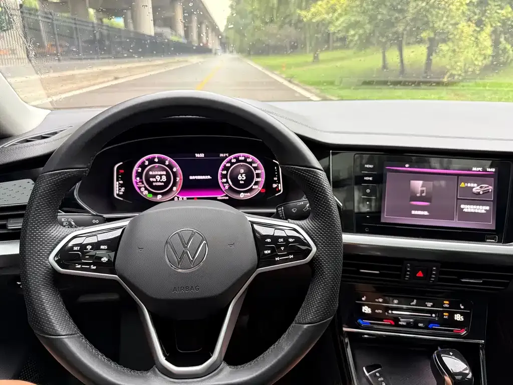 Volkswagen Passat — фото 2