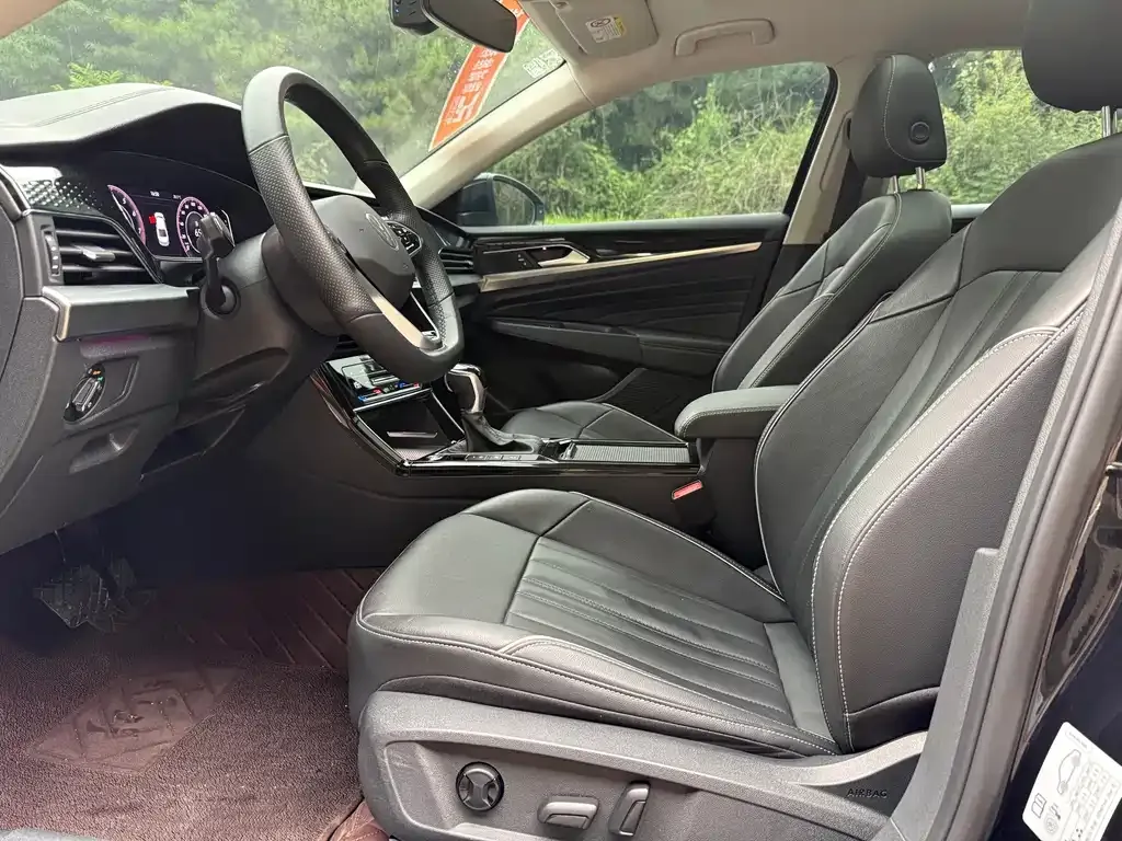 Volkswagen Passat — фото 6