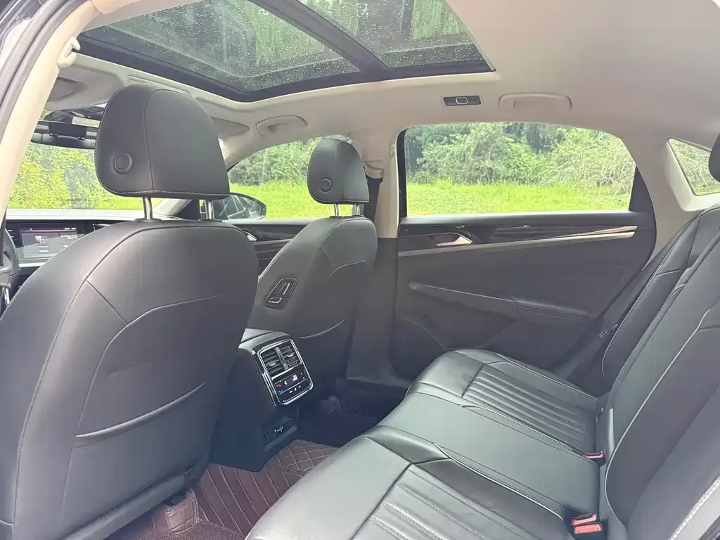 Volkswagen Passat — фото 3