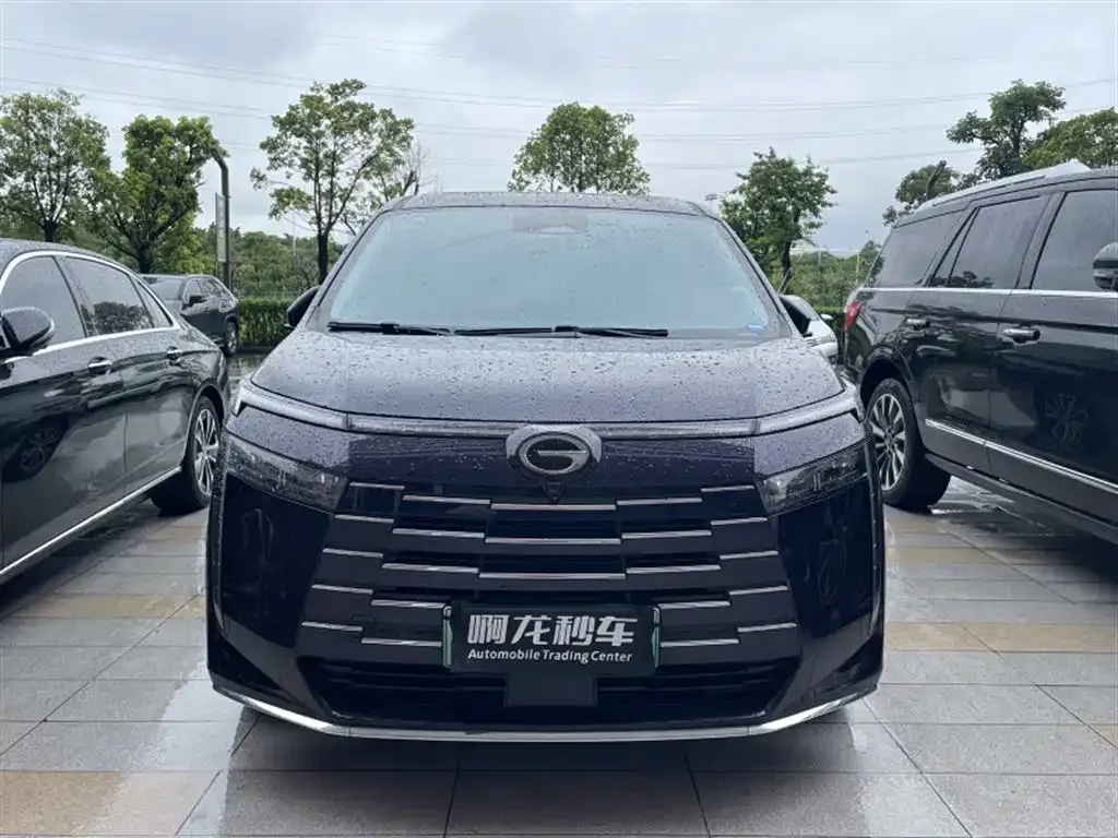 GAC Motor 传祺E8 PHEV — фото 8