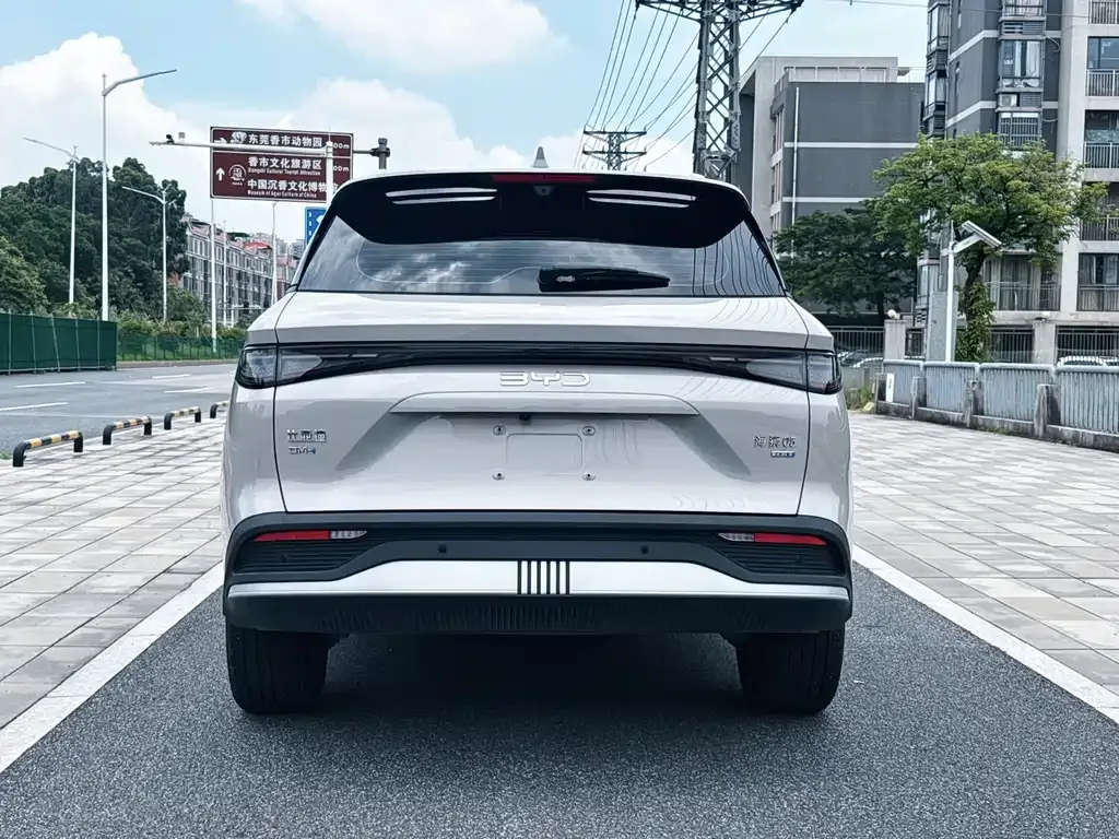 BYD Seal 05 DM-i — фото 4