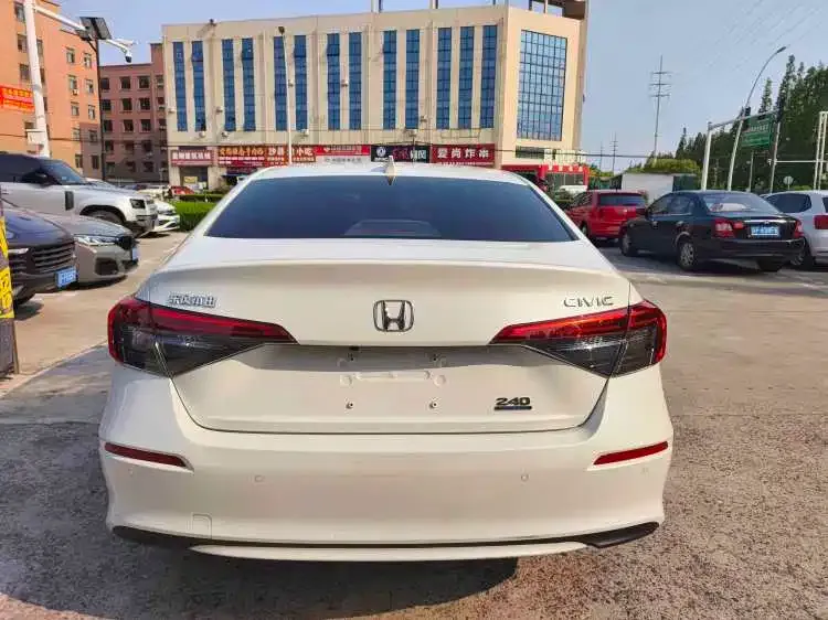 Honda Civic — фото 4