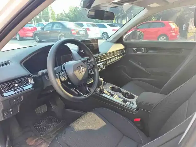 Honda Civic — фото 2