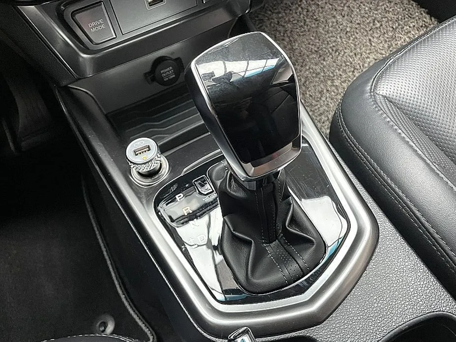 KG Mobility (Ssangyong) TIBOLI 2022 из KR, фото 6