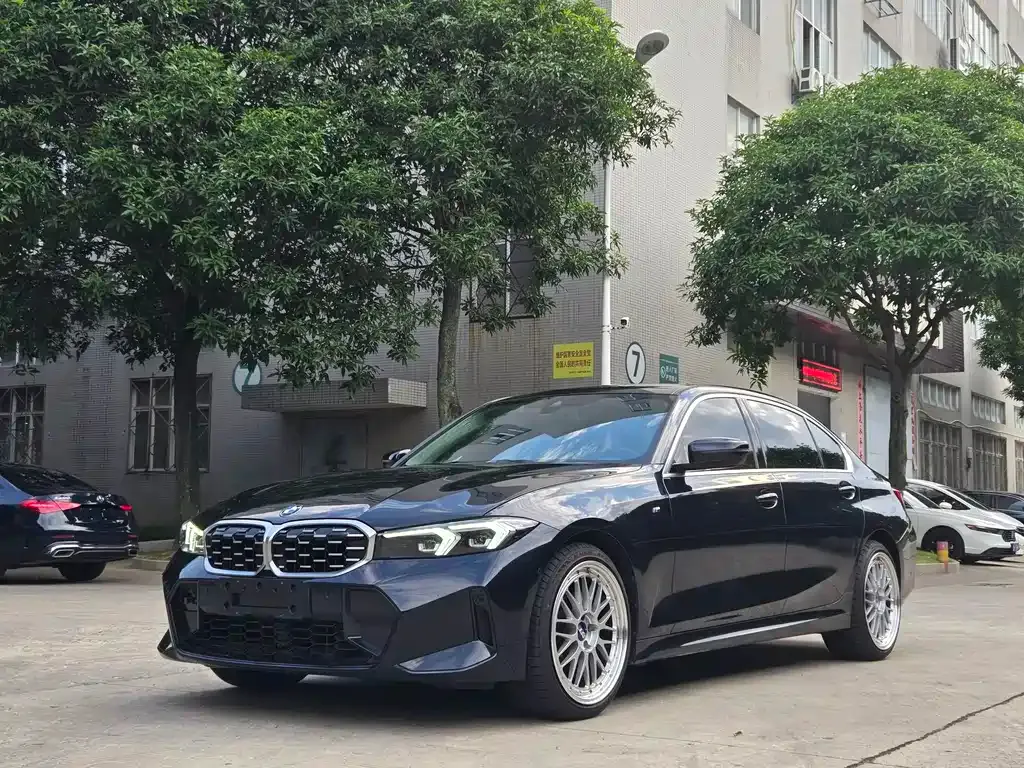 BMW 3 Series — фото 1