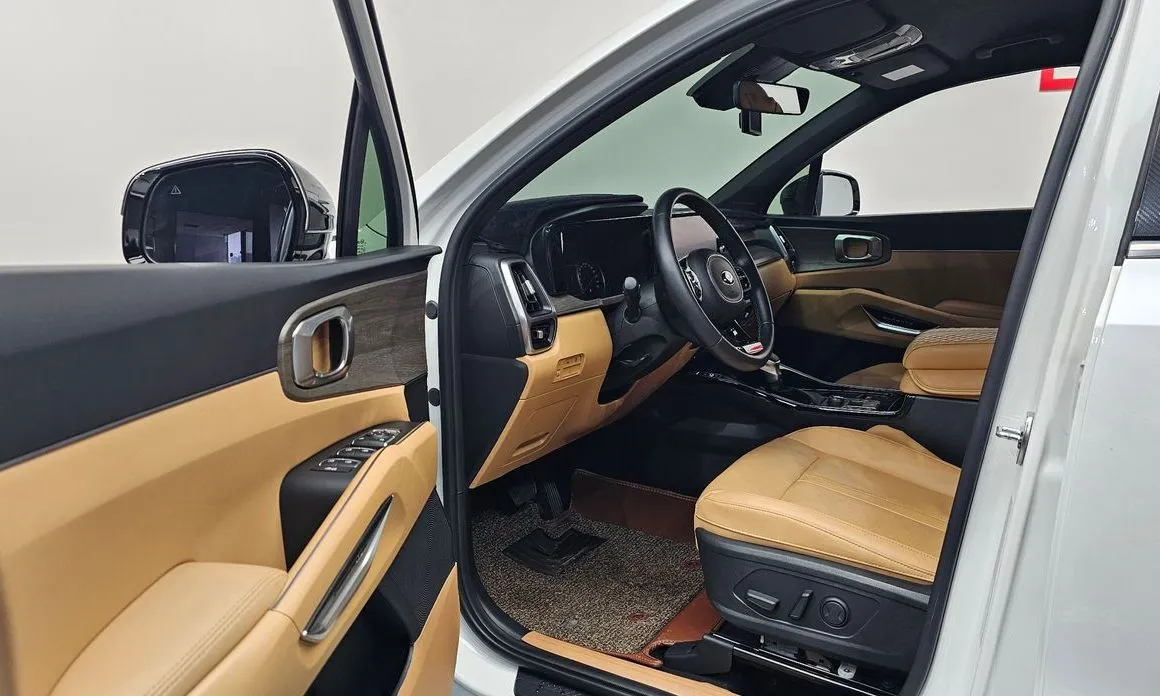 Kia Sorento — фото 8
