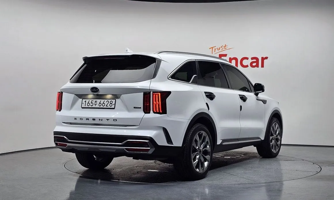 Kia Sorento — фото 3