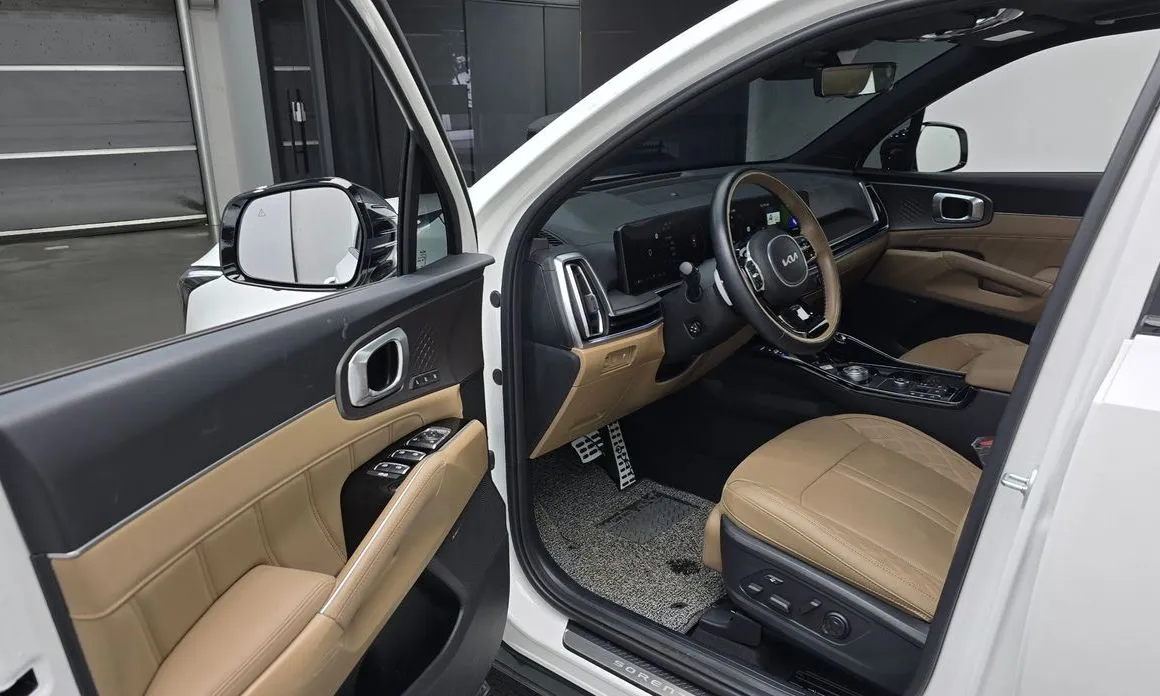 Kia Sorento — фото 5