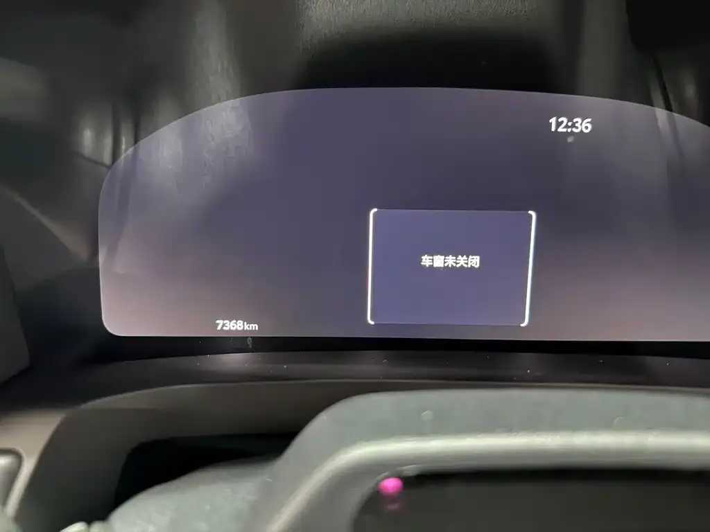 Toyota Alphard — фото 2