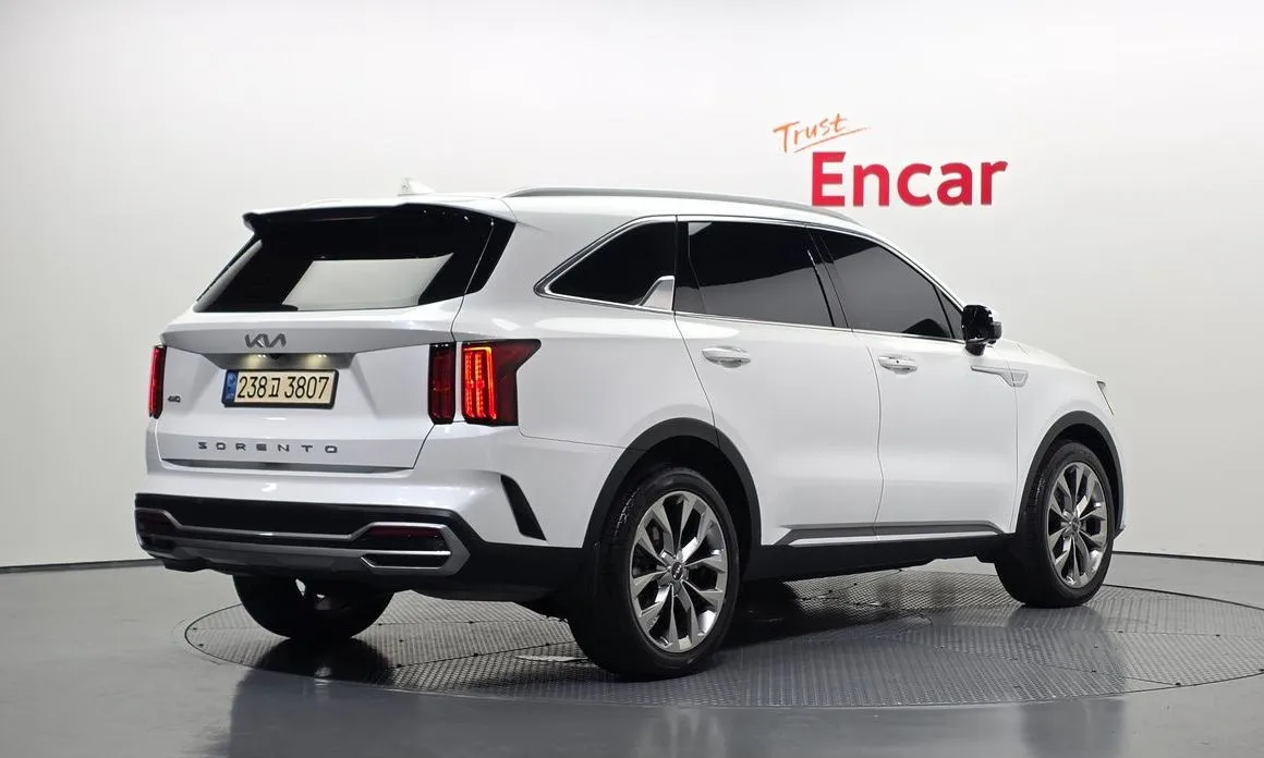 Kia Sorento — фото 3