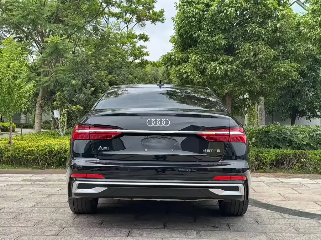 Audi A6L — фото 4
