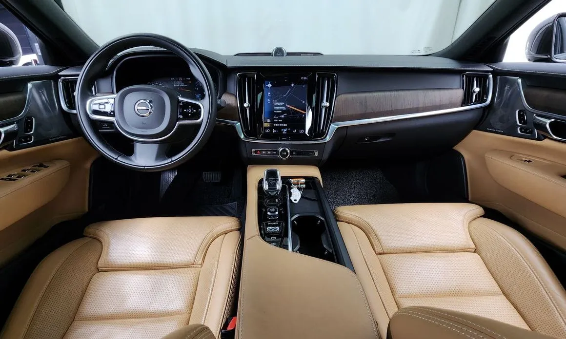 Volvo S90 2021 из KR, фото 7