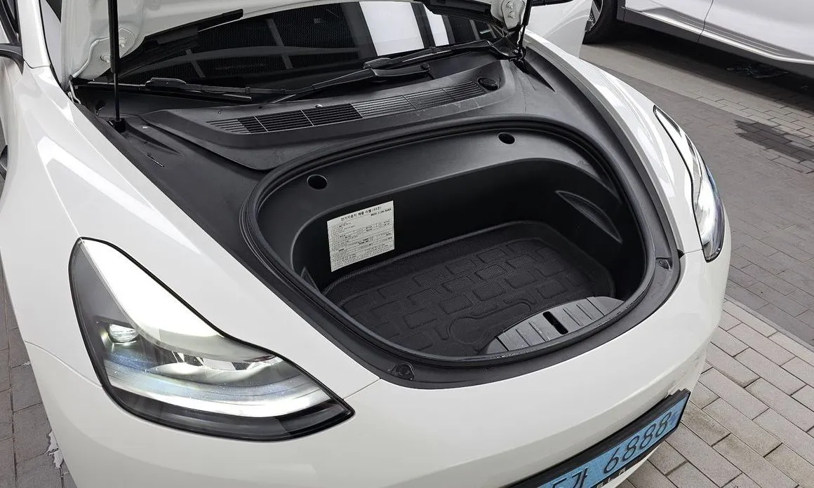 Tesla Model 3 — фото 8