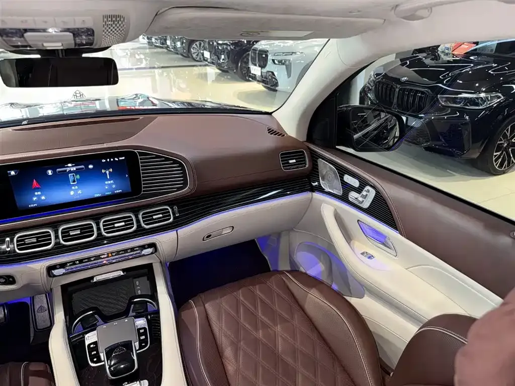 Mercedes-Benz GLS — фото 3