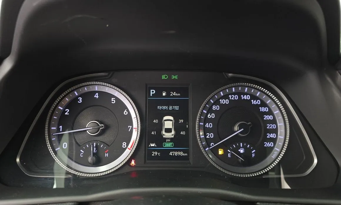 Hyundai Sonata 2022 из KR, фото 2