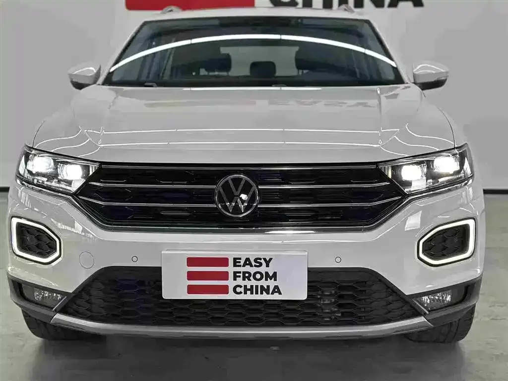 Volkswagen T-Roc — фото 8