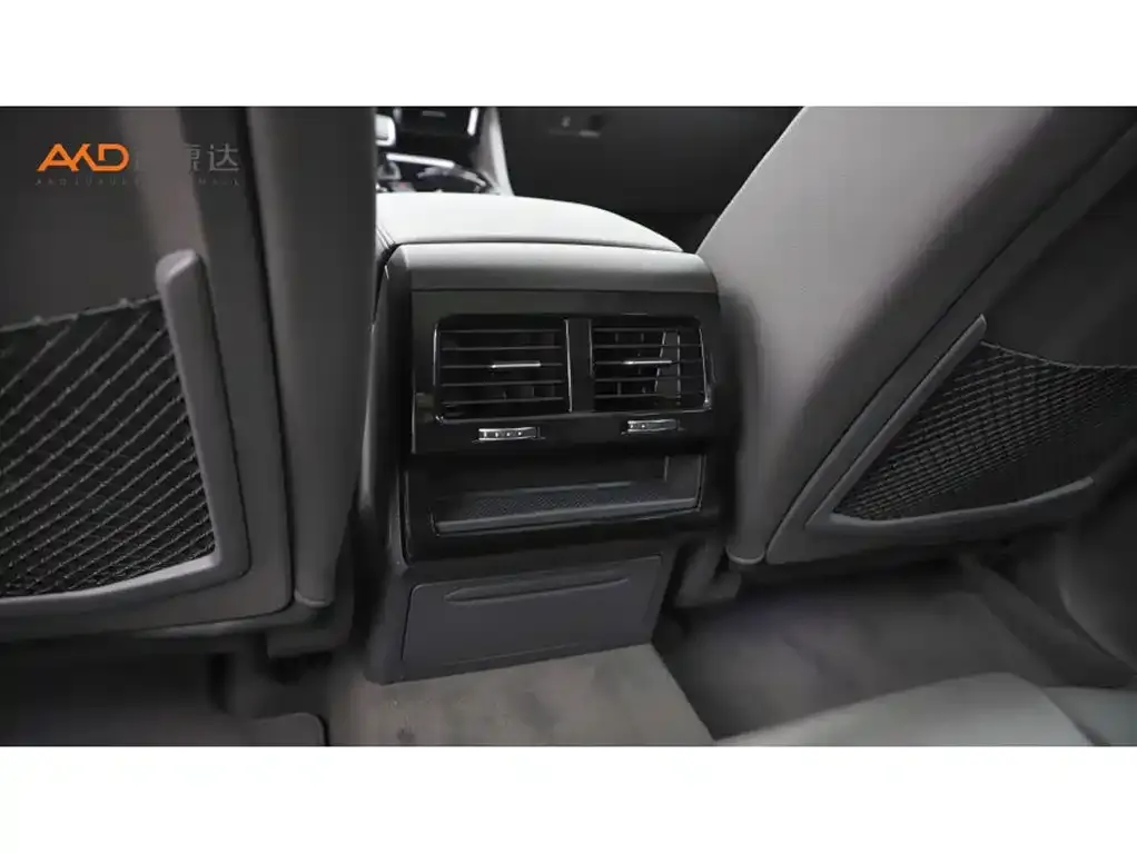 Volkswagen Touareg 2021 из CN, фото 3