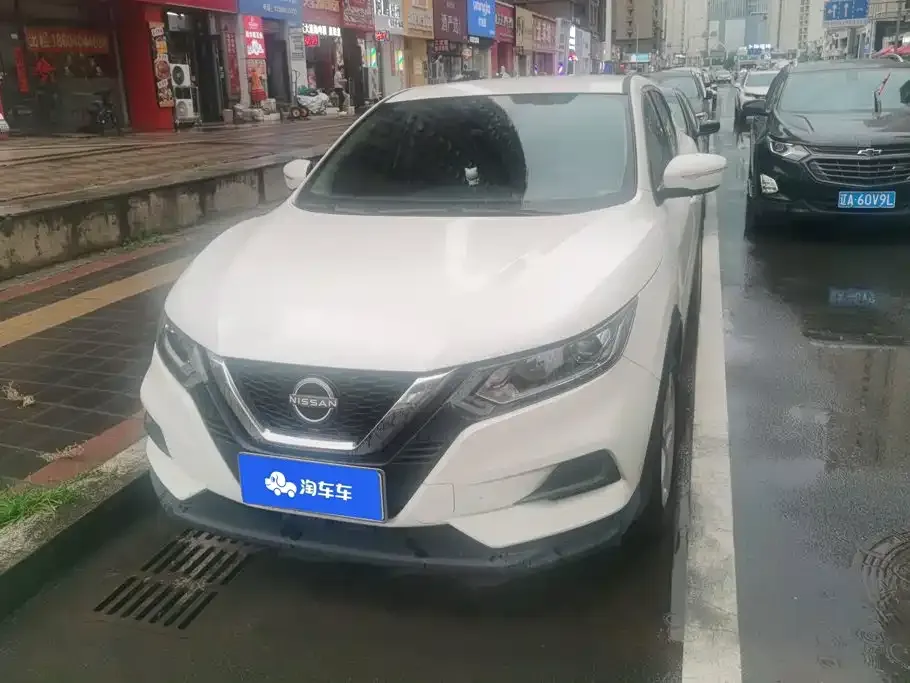 Nissan Qashqai — фото 4