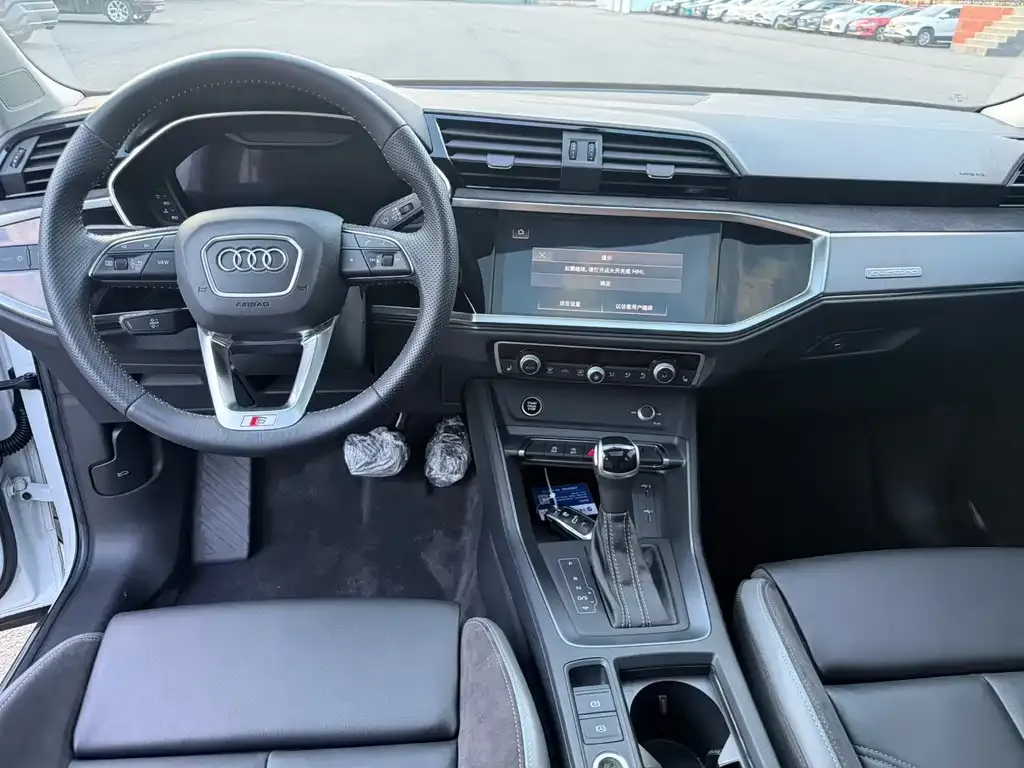 Audi Q3 Sportback 2022 из CN, фото 9