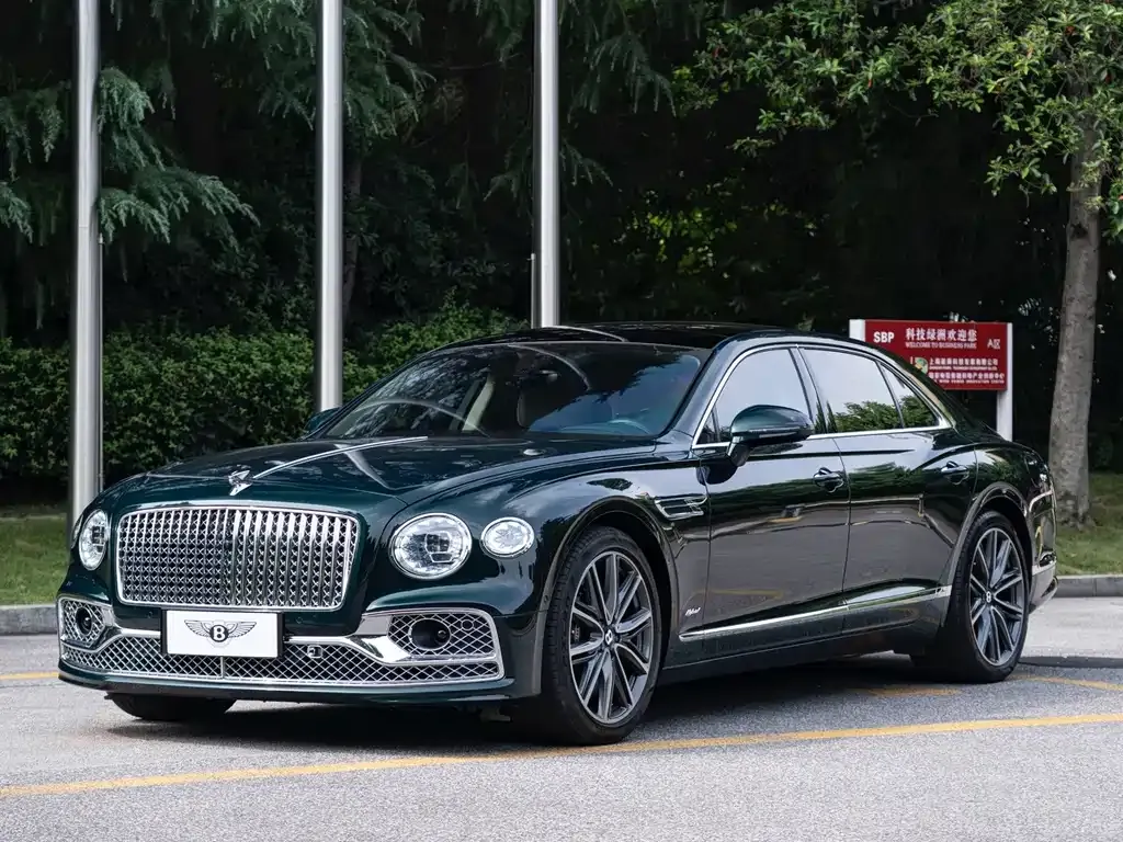 Bentley Flying Spur PHEV — фото 1