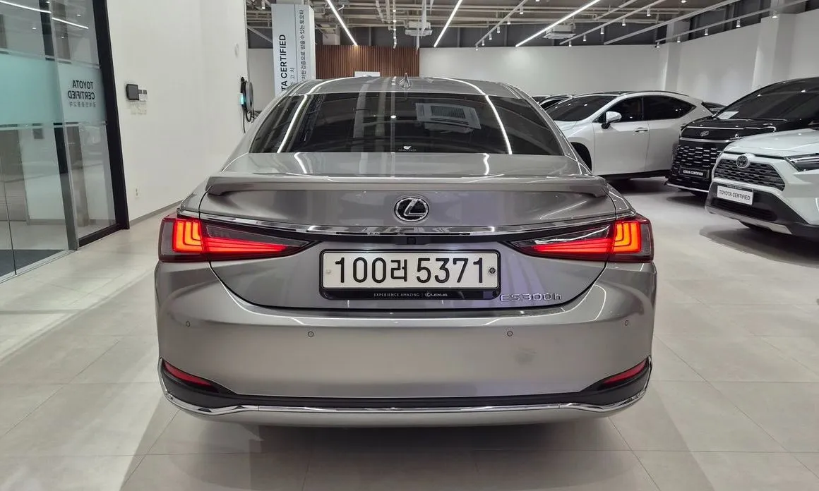 Lexus ES 2023 из KR, фото 3
