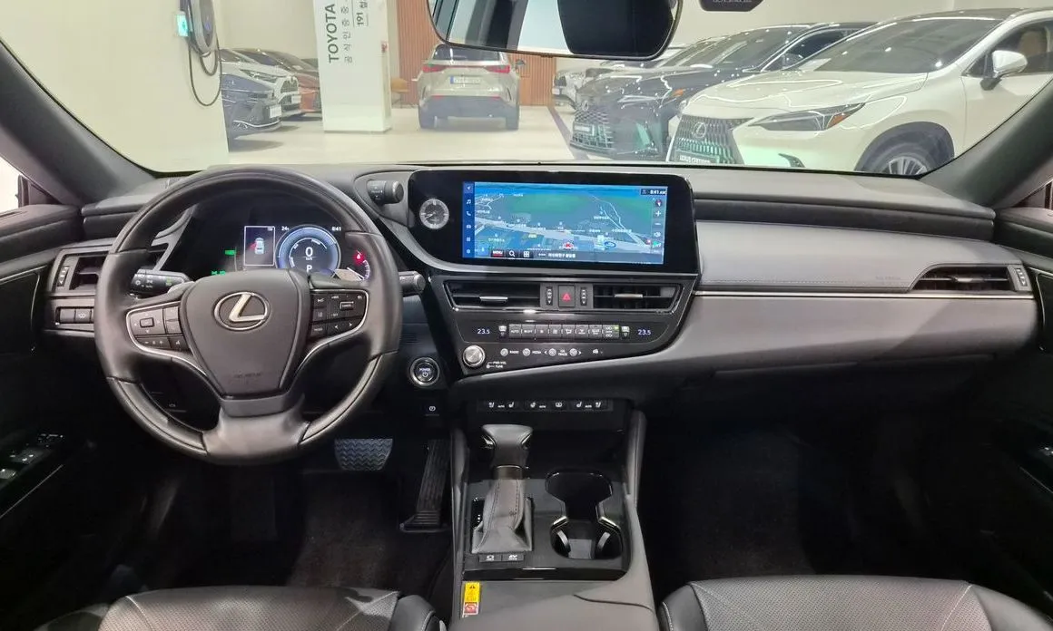 Lexus ES 2023 из KR, фото 10