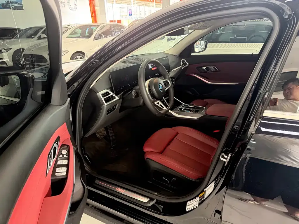 BMW i3 — фото 6