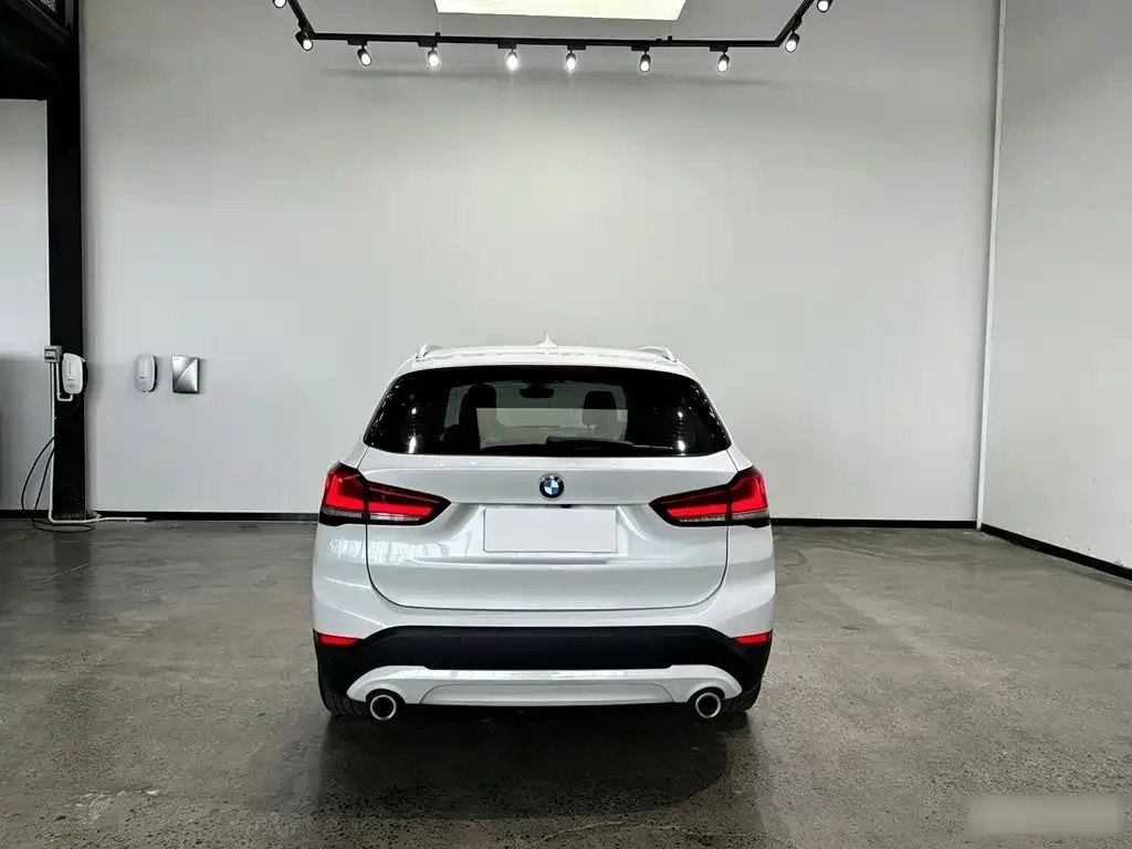 BMW X1 — фото 2